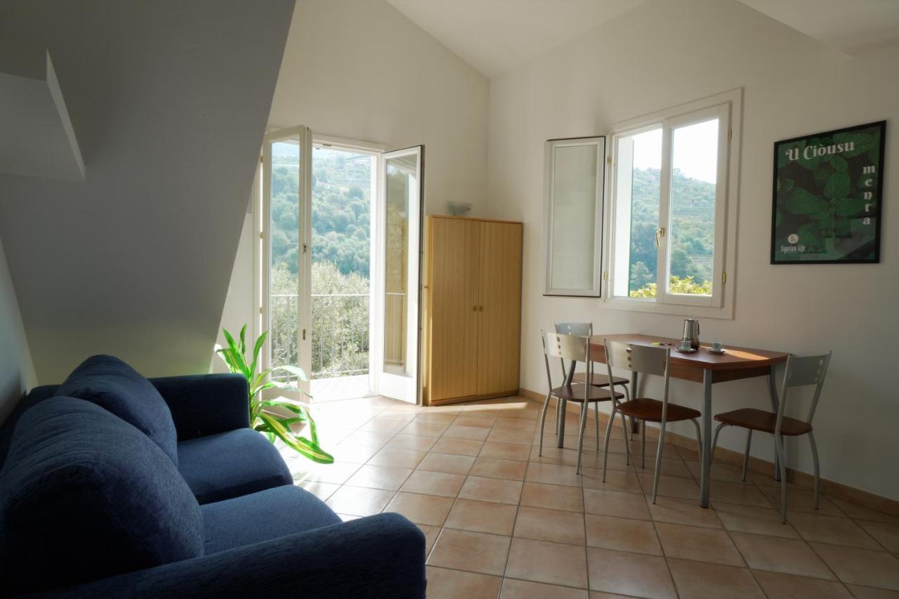 U Ciousu By Ligurian Life Appartamenti In Agriturismo Vallebona Bagian luar foto